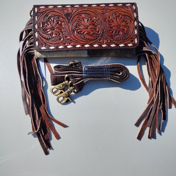 Tooled leather clutch wallet - Picture 3 of 3